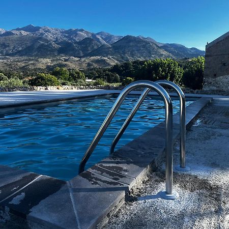 Pulchra Campis,Private Pool,Wifi,Parking Leilighet Nerokouros Eksteriør bilde